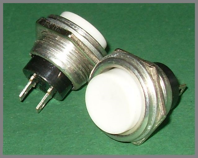 Przełącznik okrągły metal Reset zwierny BIAŁY(0365 Producent PE