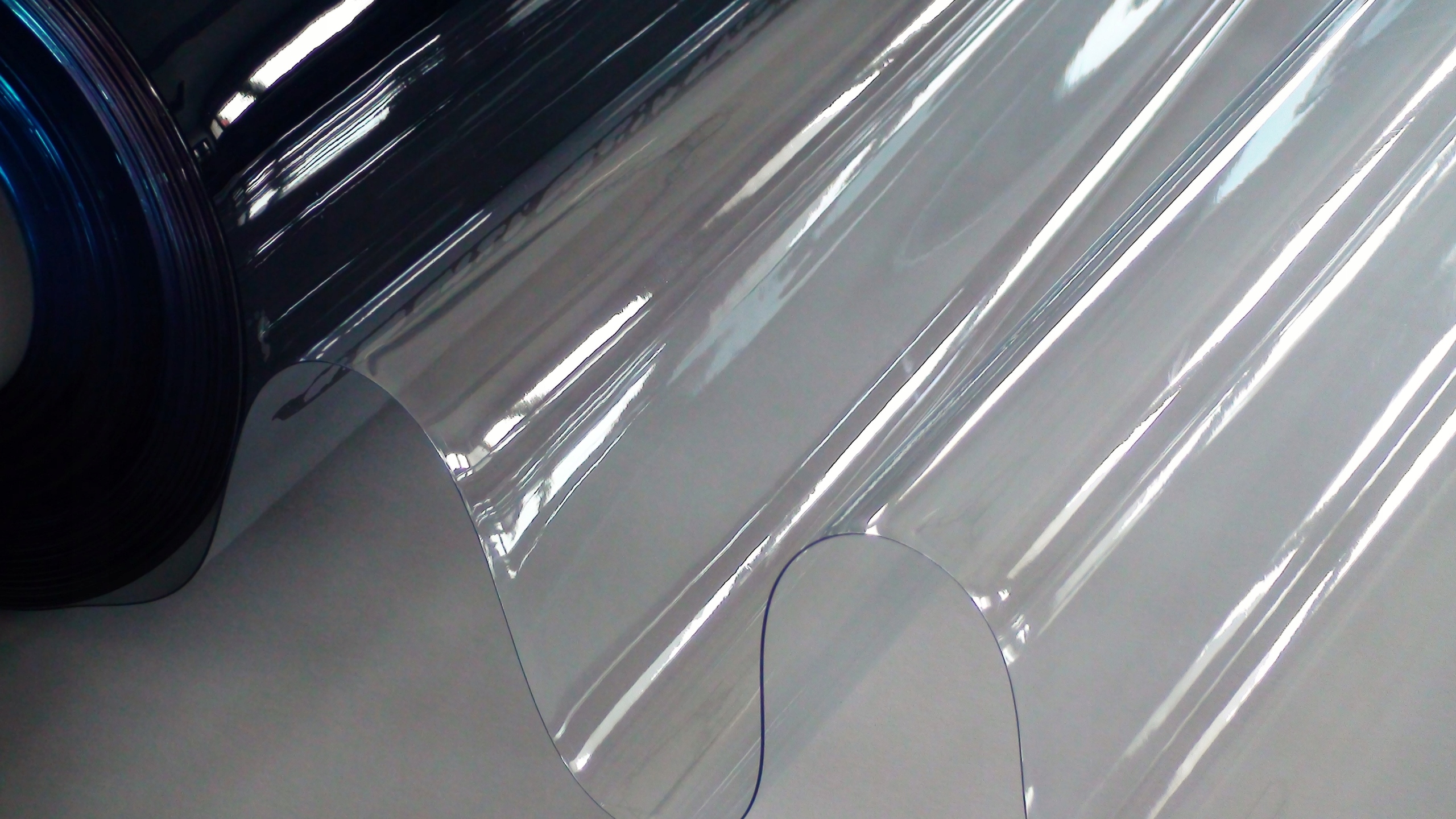 Пленка жесткая Multiglass ПВХ прозрачная шир 1 м