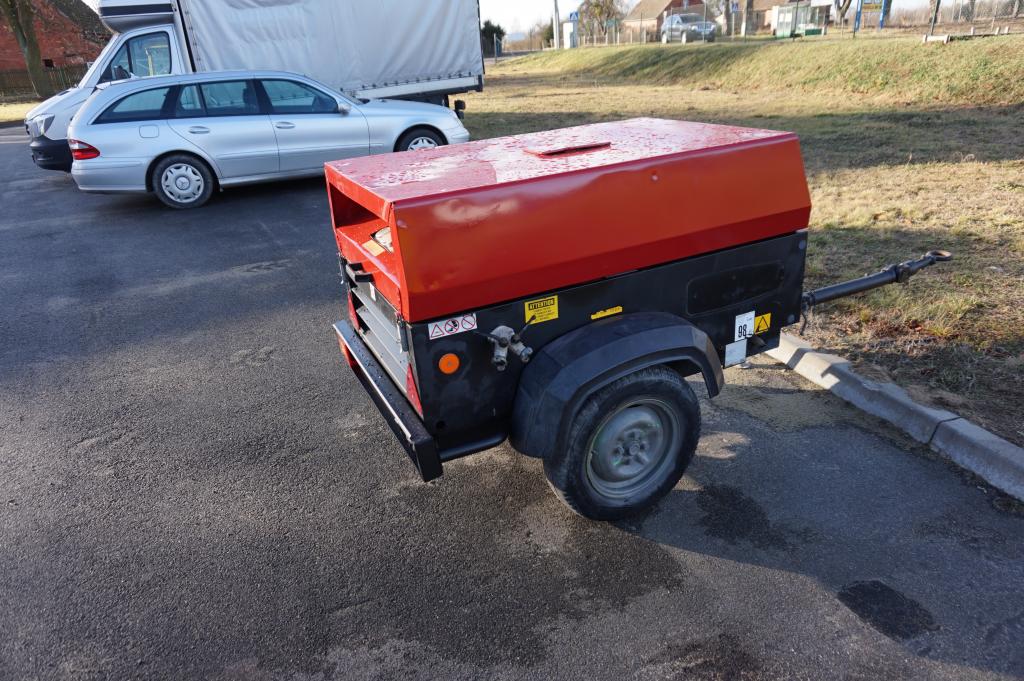 PRZEWOŹNY KOMPRESOR ATLAS COPCO XAS37 + PIASKARKA Rodzaj syfonowa