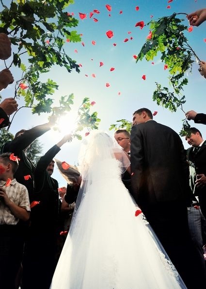 Tuby Armatki Strzelające Konfetti BIAŁE PŁATKI RÓŻ Ślub Wesele Komunia 60cm Marka GoDan