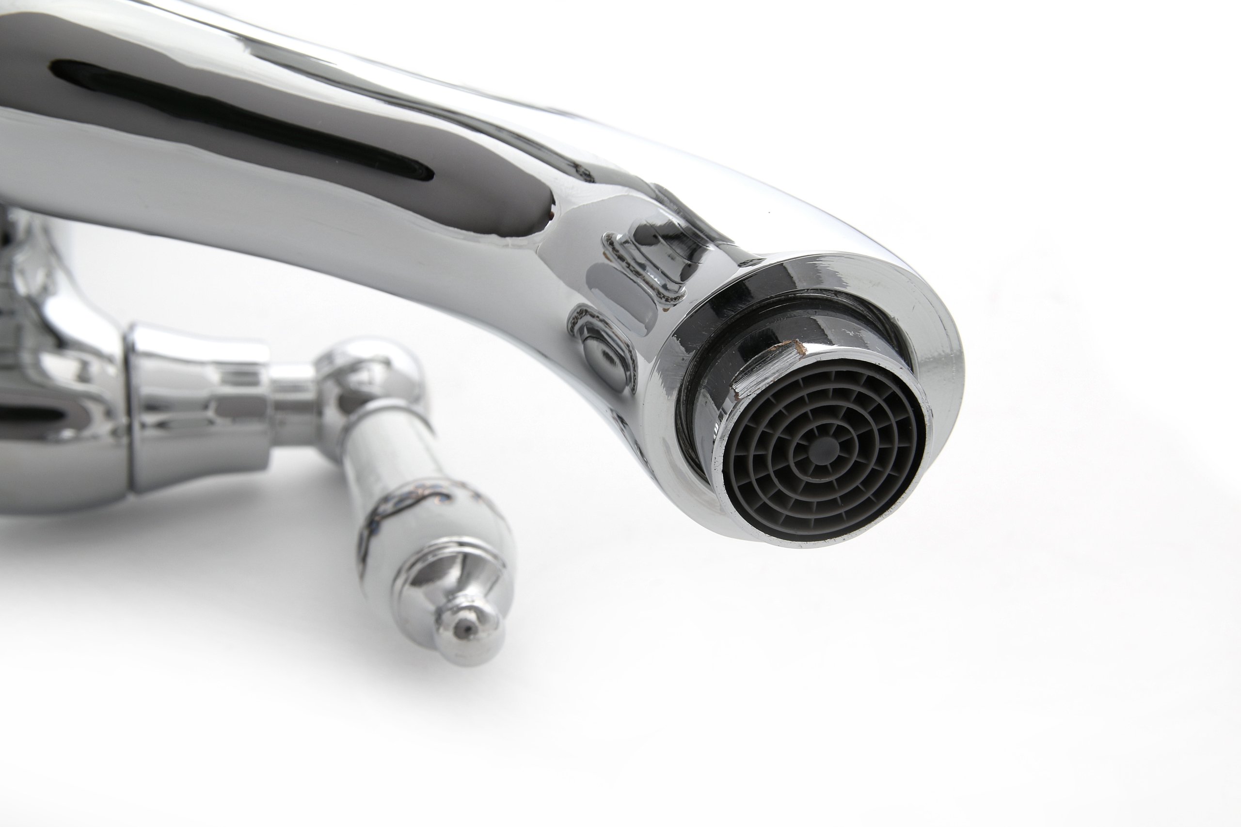 BATÉRIOVÁ RETRO KRÁĽOVSKÁ KÚPEĽŇA S GOMBÍKOM RETRO linky