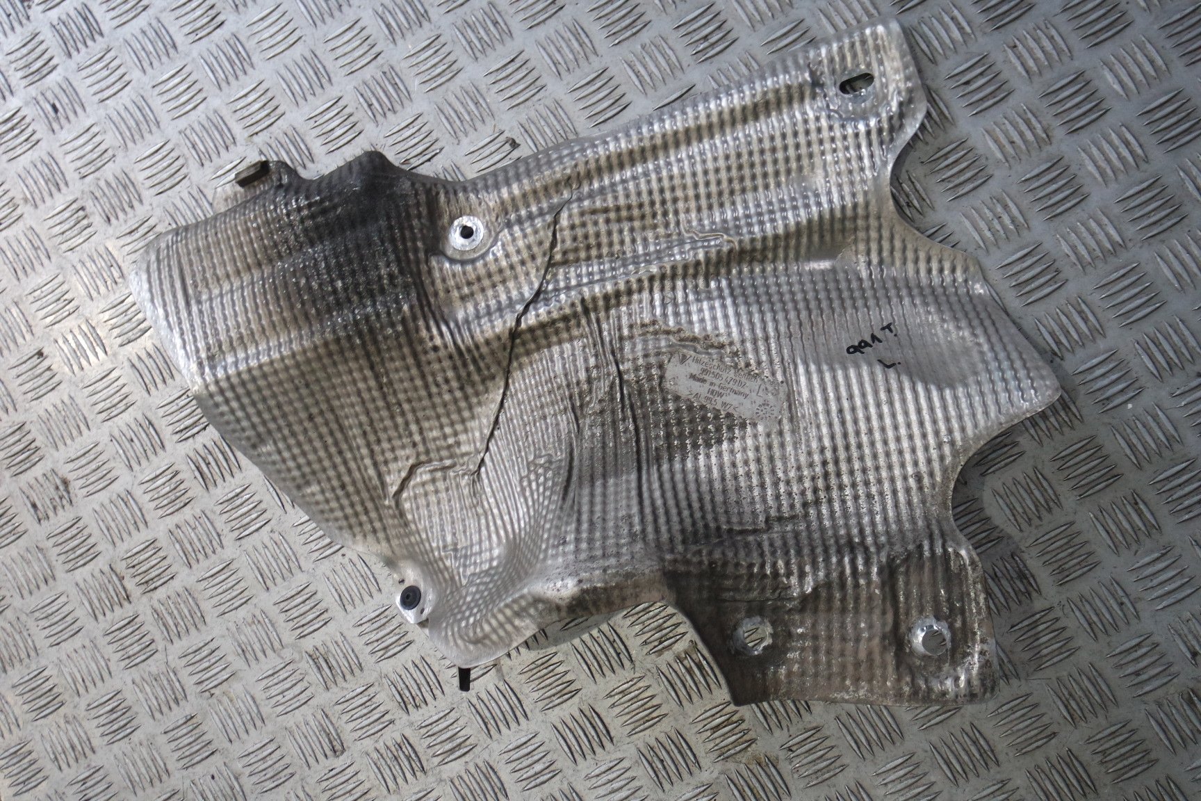 ЛІВИЙ ТЕПЛОВИЙ ЕКРАН PORSCHE 991 99150547902