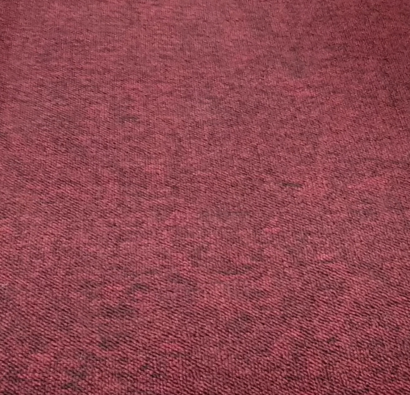 

Mocna Wykładzina Dywanowa Na Wymiar + Obszycie 4 5