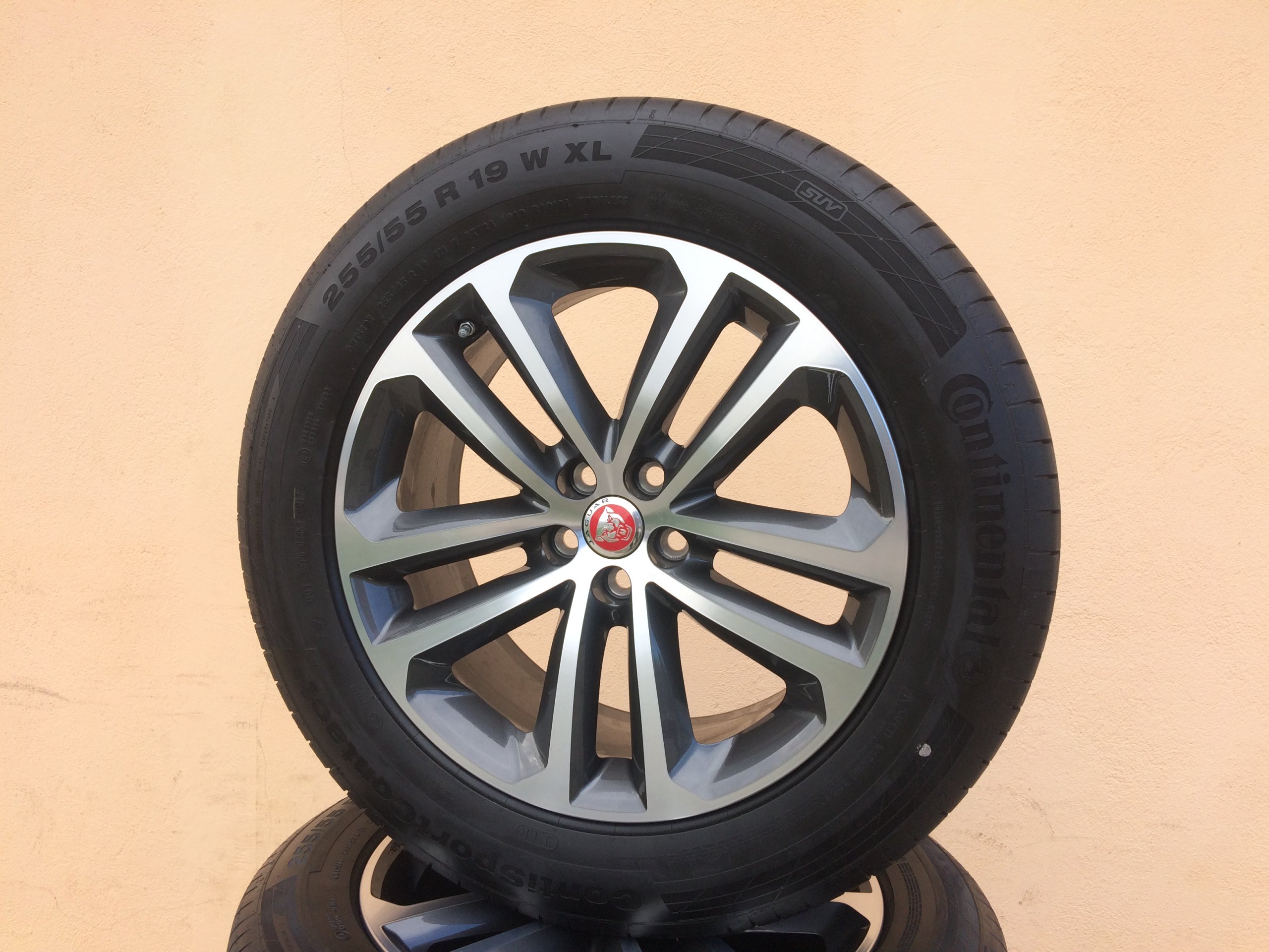 KOŁA LETNIE JAGUAR F PACE R19 J. NOWE !!!