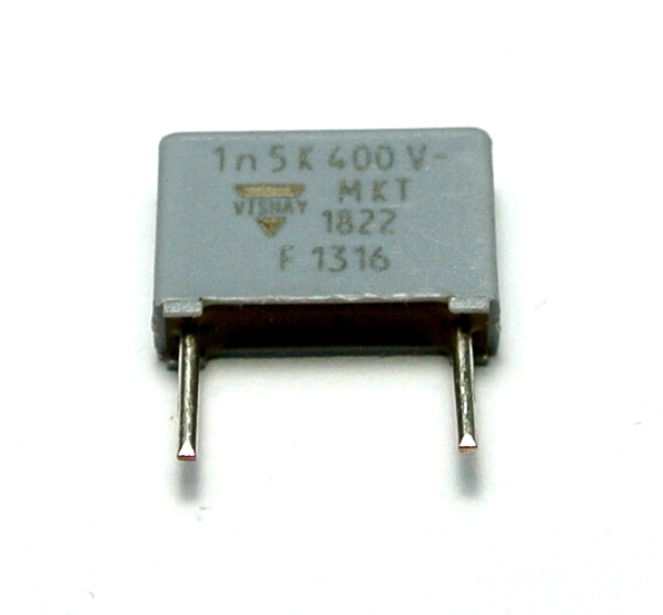 

1.5nF 400V Mkt 1822 Vishay 10mm kondensator [4szt]