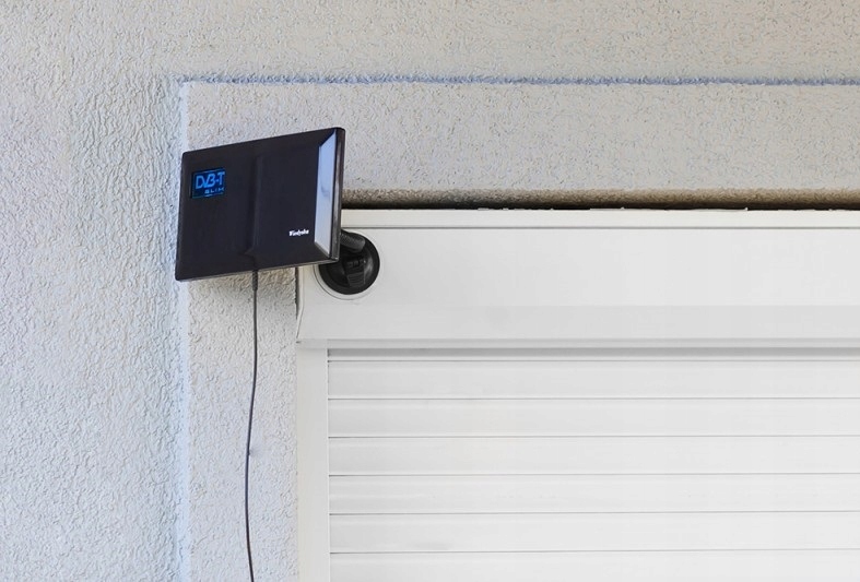 ANTENA SZEROKOPASMOWA POKOJOWA DO DVB-T DVBT-2 DAB+ USB MOCNA +33db AKTYWNA Model DVB-T SLIM