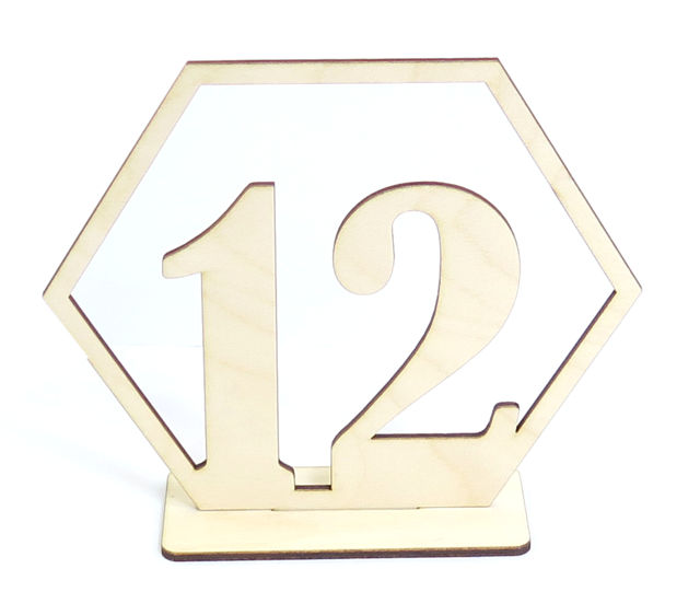 

Duże Drewniane Numerki Na Stół + Podstawka OZ59