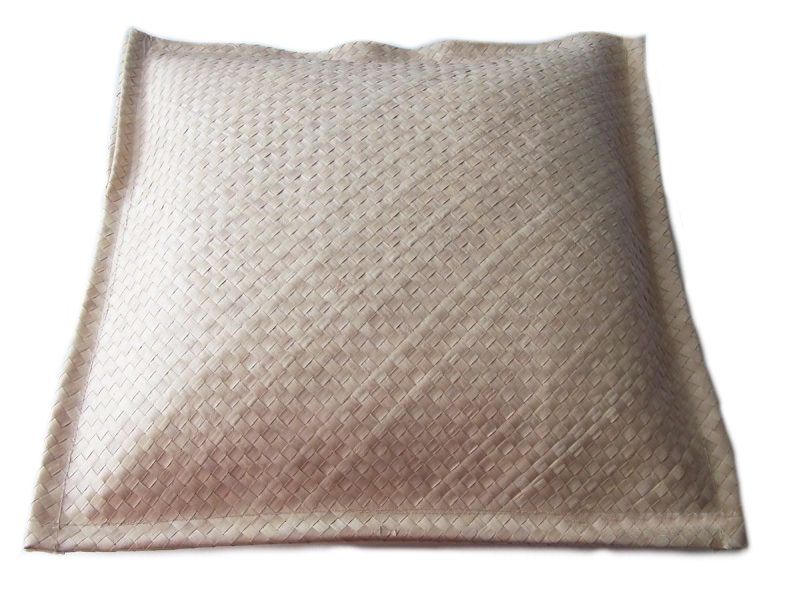 

Poduszka Dekoracyjna z Liści Palmy Poducha 45 cm