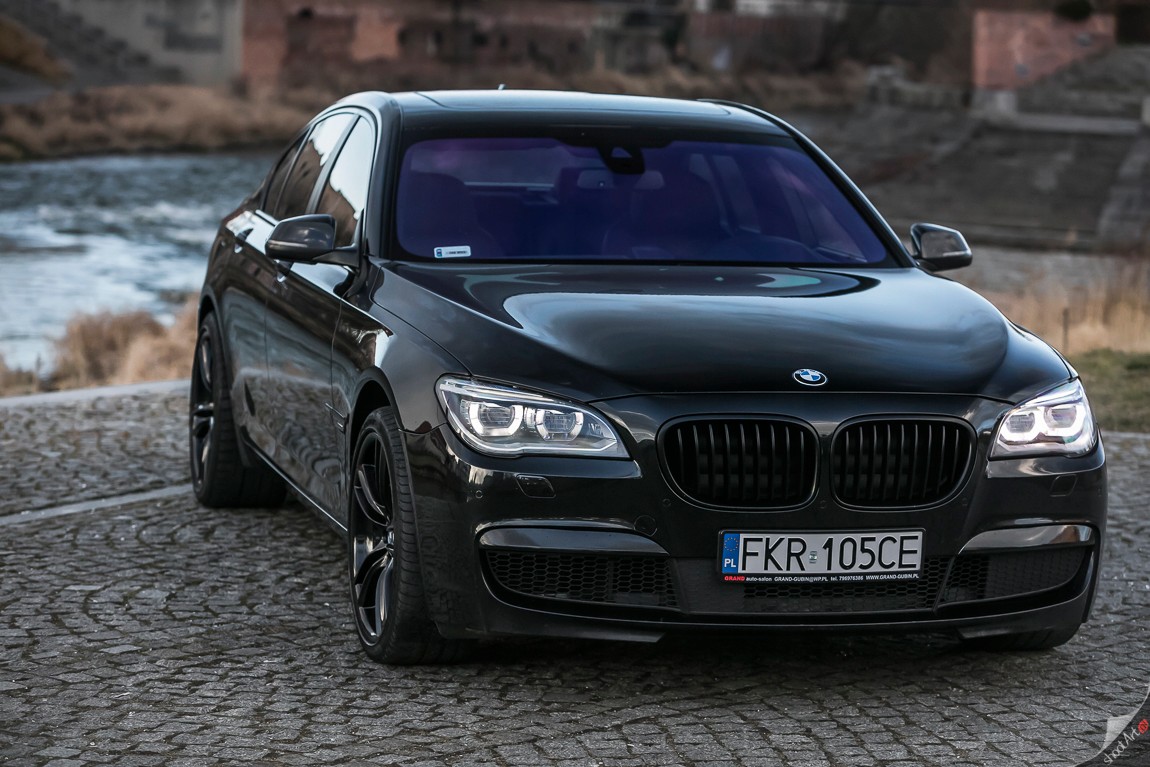 BMW m7 Люкс черная