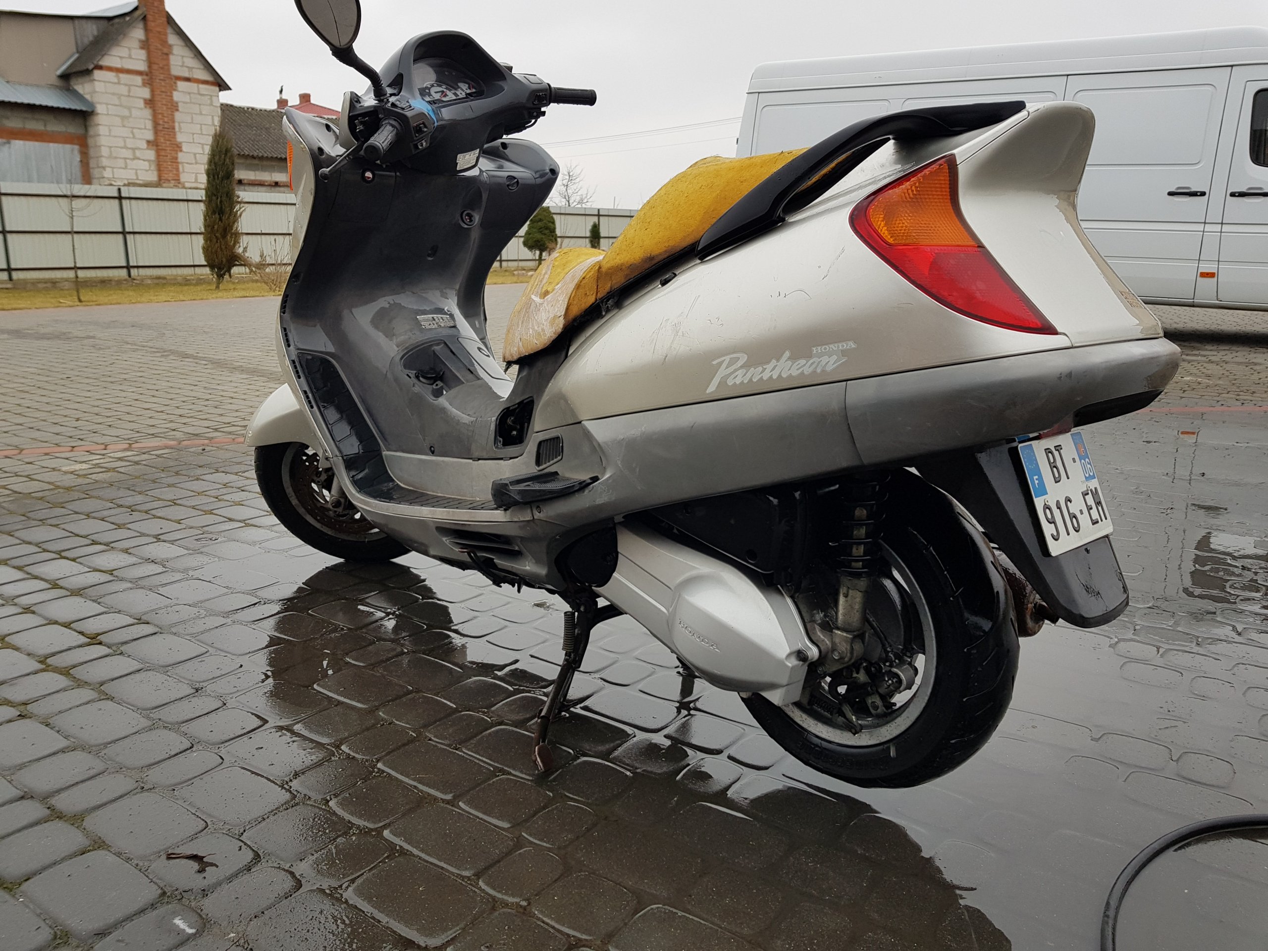 Honda pantheon 125