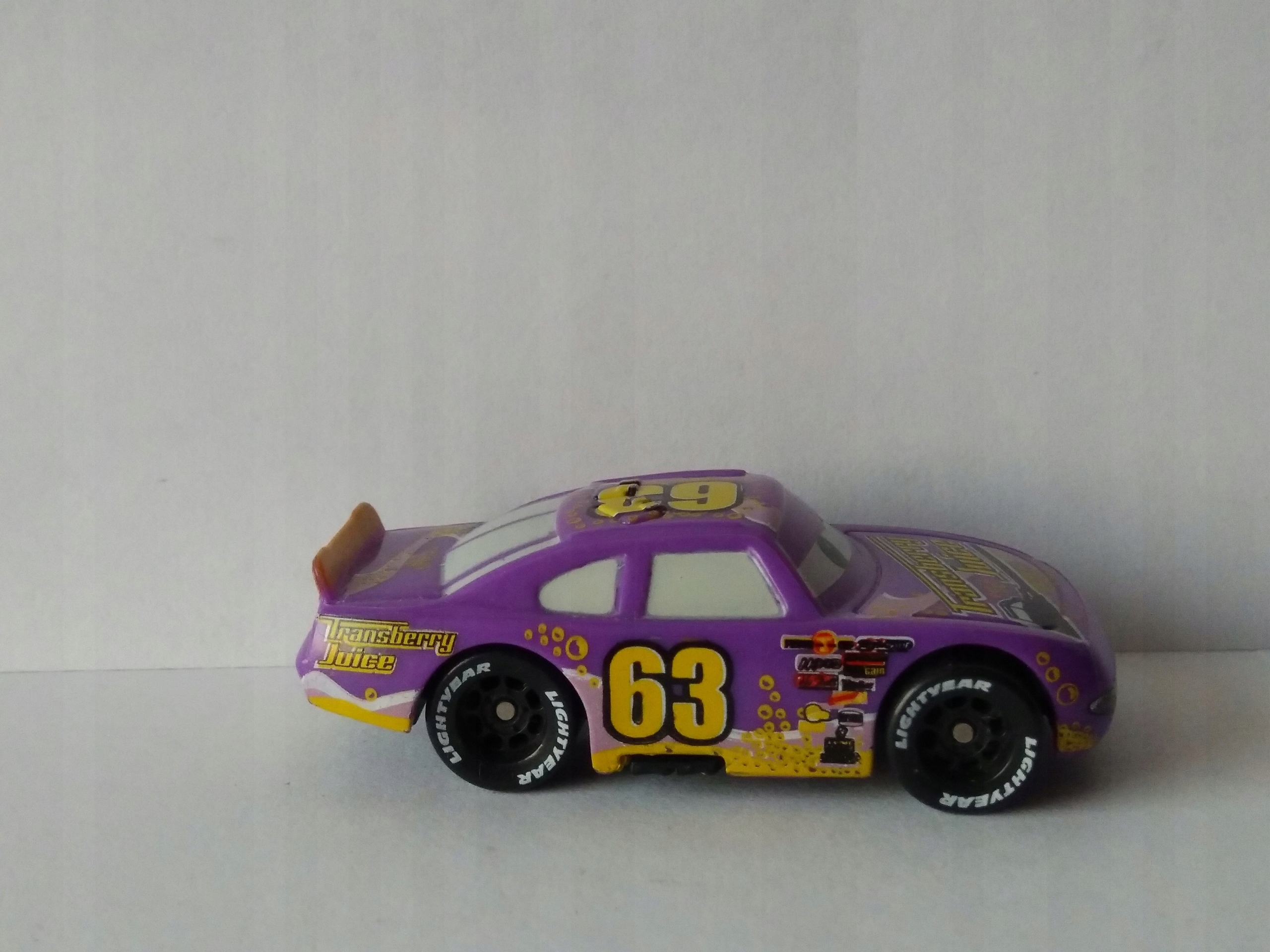 Auta Cars No 63 Lee Revkins Disneypixar 7602355643