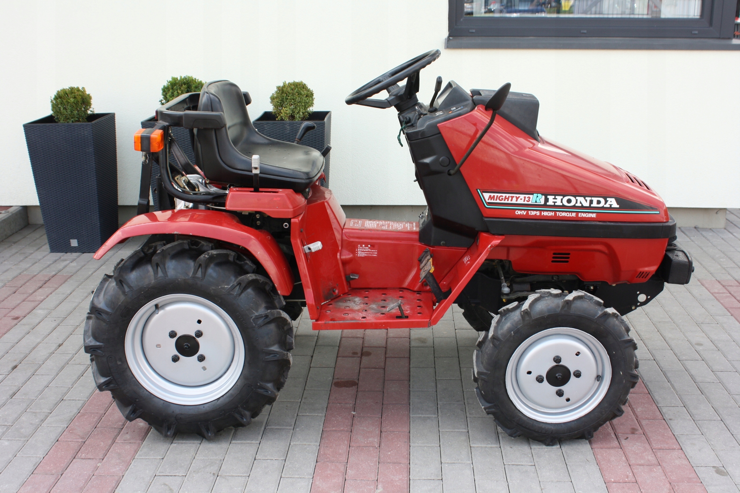 Минитрактор honda mighty