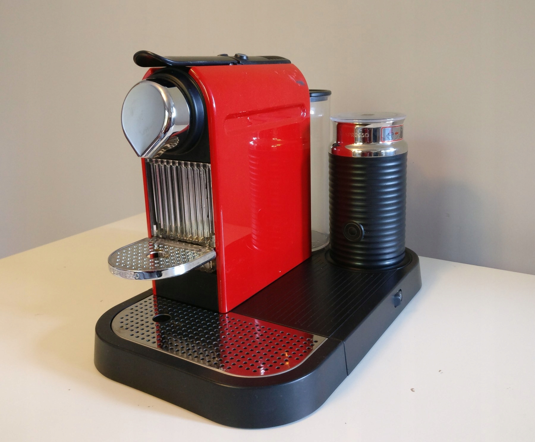 EKSPRES DO KAWY NESPRESSO C120 ZE SPIENIACZEM 7640800973 oficjalne