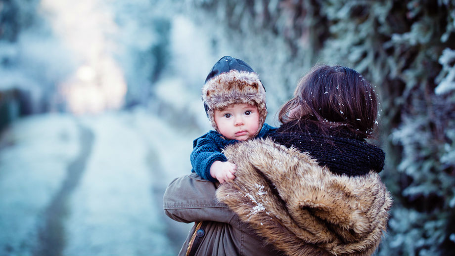 10 akcesoriów na zimowe spacery z niemowlakiem