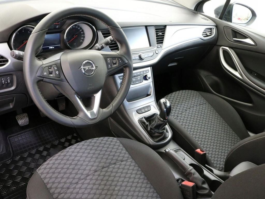 Opel astra j isofix