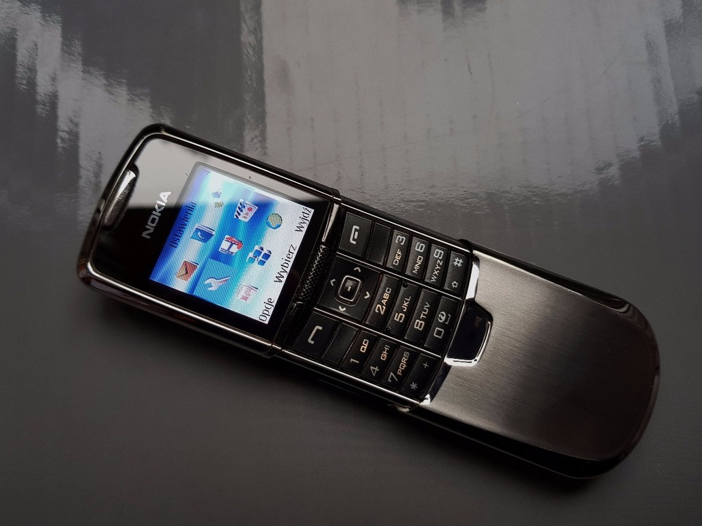 Nokia 8800 мерцает дисплей