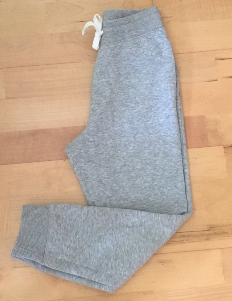 H&amp;M spodnie dresowe SZARE r.140 jak NOWE