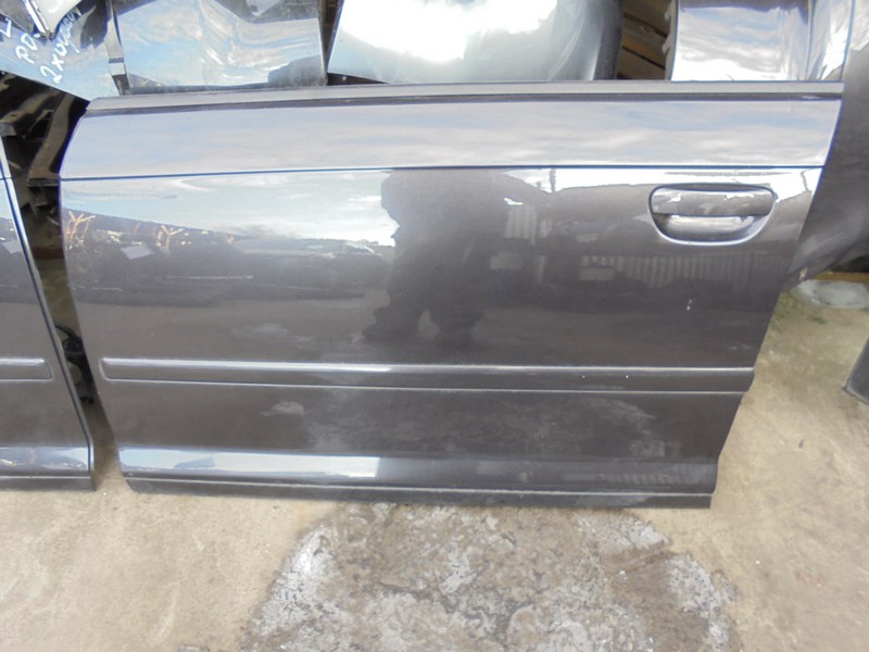 AUDI A3 8P4 5D DRZWI LEWY PRZÓD KOLOR LZ7L
