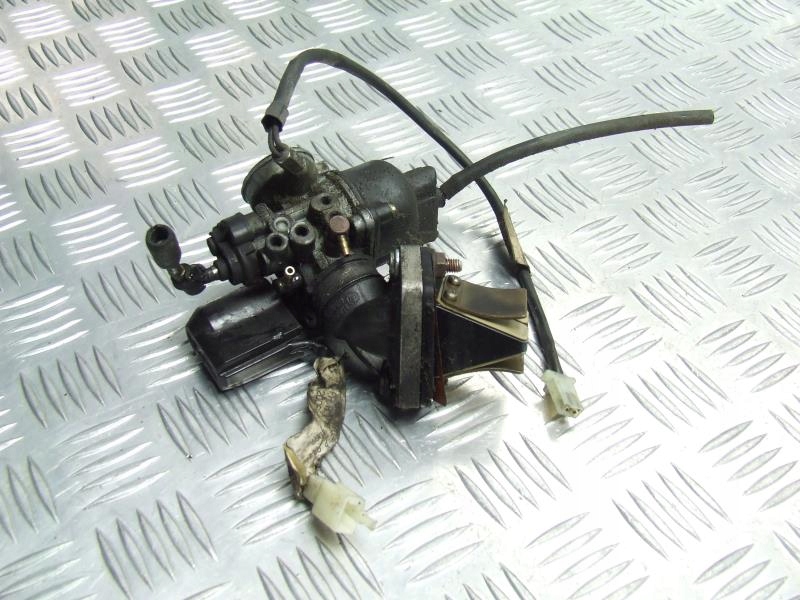 PIAGGIO VESPA LX 50 GAŹNIK PRZEPUSTNICA
