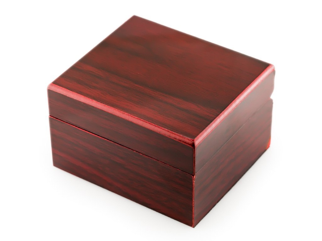 Prezentowe pudełko na zegarek - drewniane w kolorz