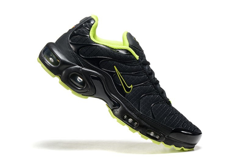 nike tn green and black