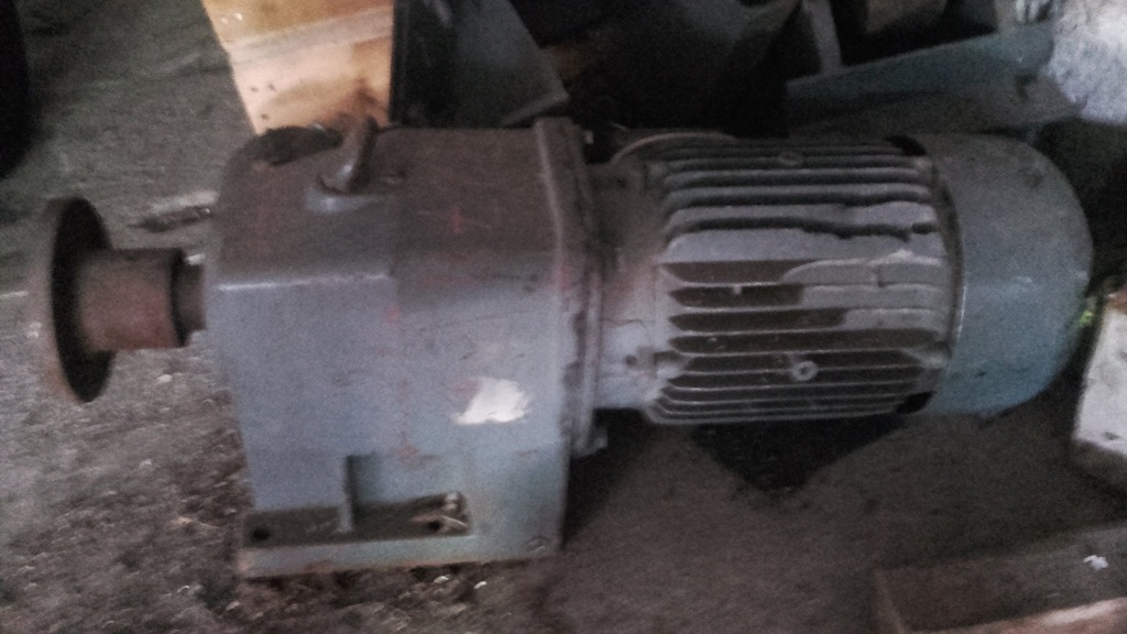 Motoreduktor Nord typ SK 132 S/4 moc 5,5 kW