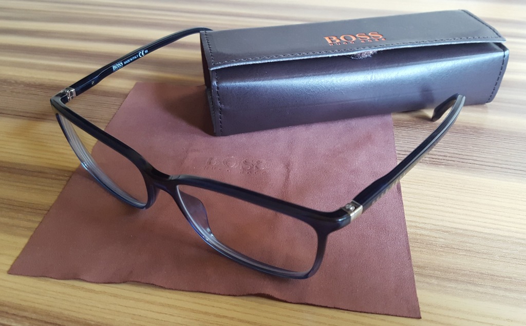 Hugo boss hotsell 0679 tu4