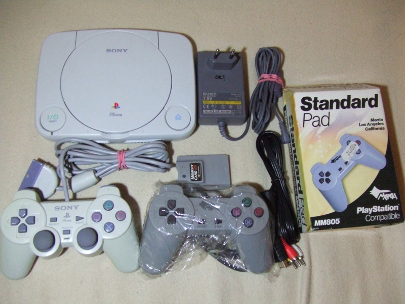 Playstation One - PsOne + 2 pady + super gry !!!