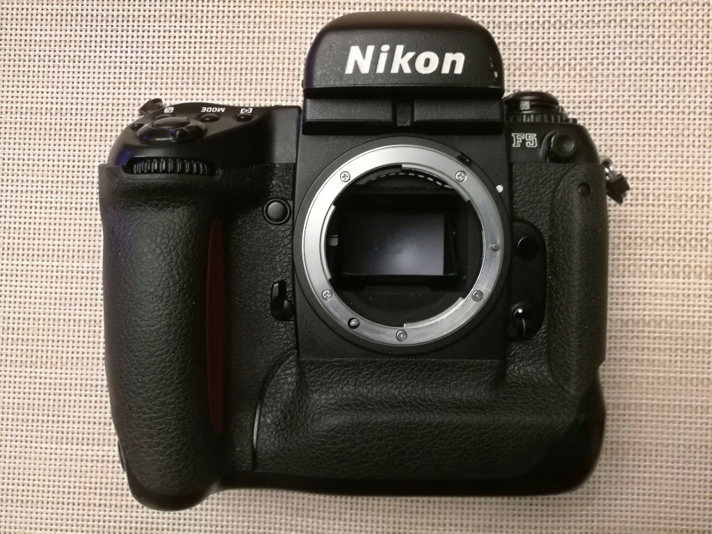 Nikon F5