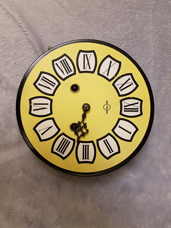 -0862.MECHANIZM ZEGARA  METRON Z TARCZĄ