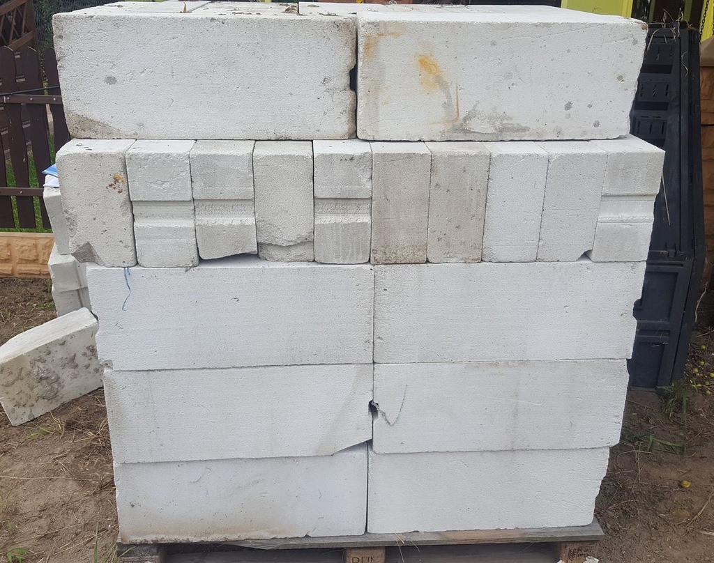 Pustak bloczek SOLBET 24x24x59 - 5zł 24x12x59 -2,5