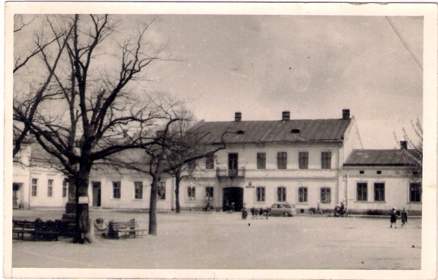 WOJNICZ RYNEK I SZKOŁA 1960