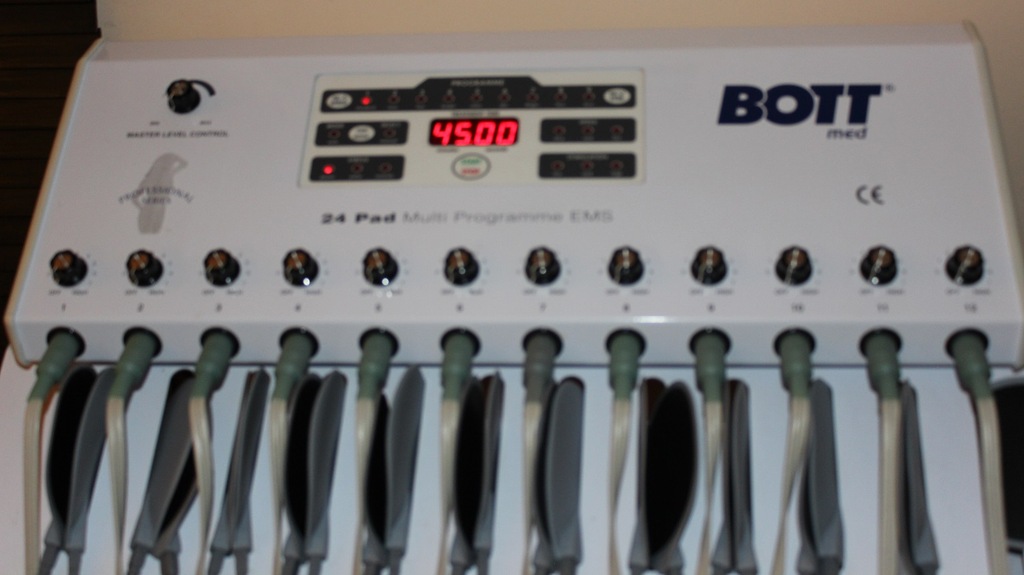 Medyczna elektrostymulacja BOTT 24 pady ideał