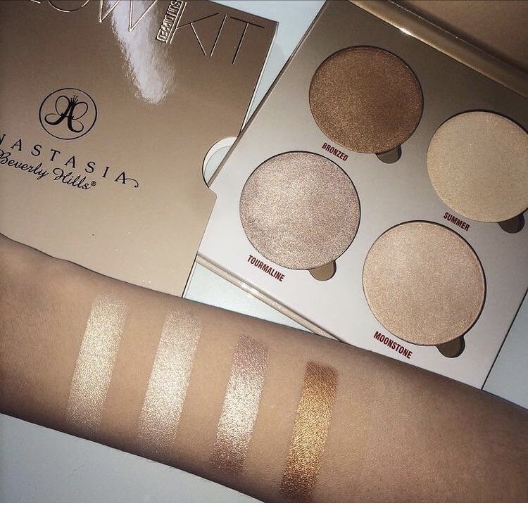 Anastasia Beverli Hills ABH glow kit rozświetlacz