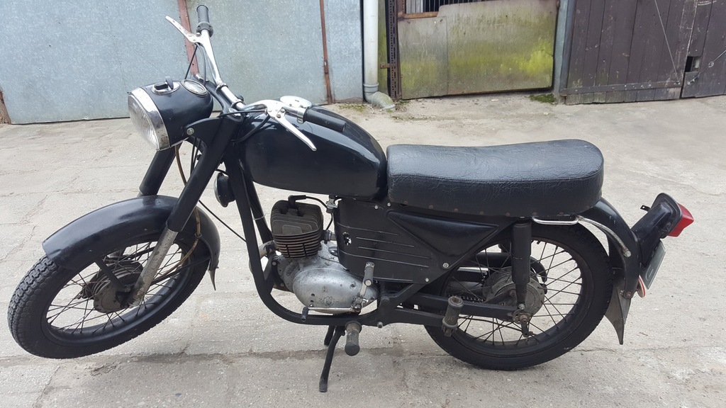 WSK 125 Zarejestrowana opłacona Na chodzie