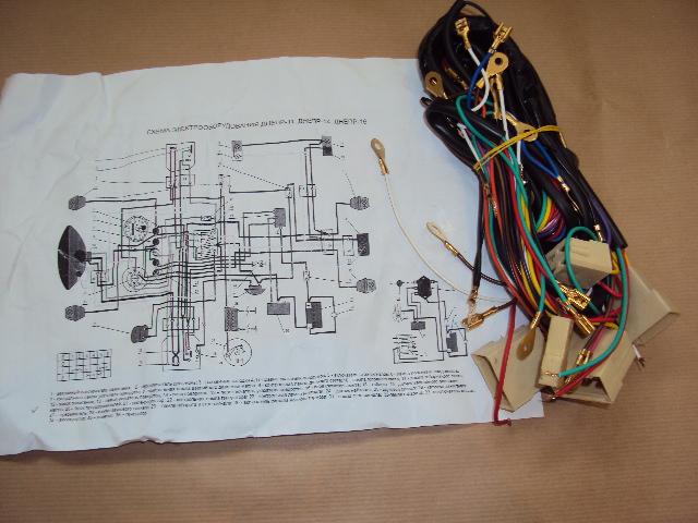 INSTALACJA ELEKTRYCZNA SCHEMAT 12V DNIEPR