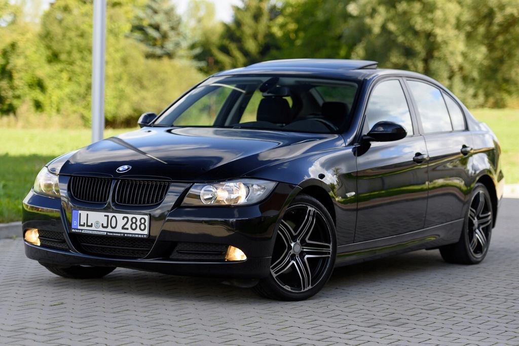 BMW 320d SEDAN Czarna Serwis ASO 100% Bezwypadek
