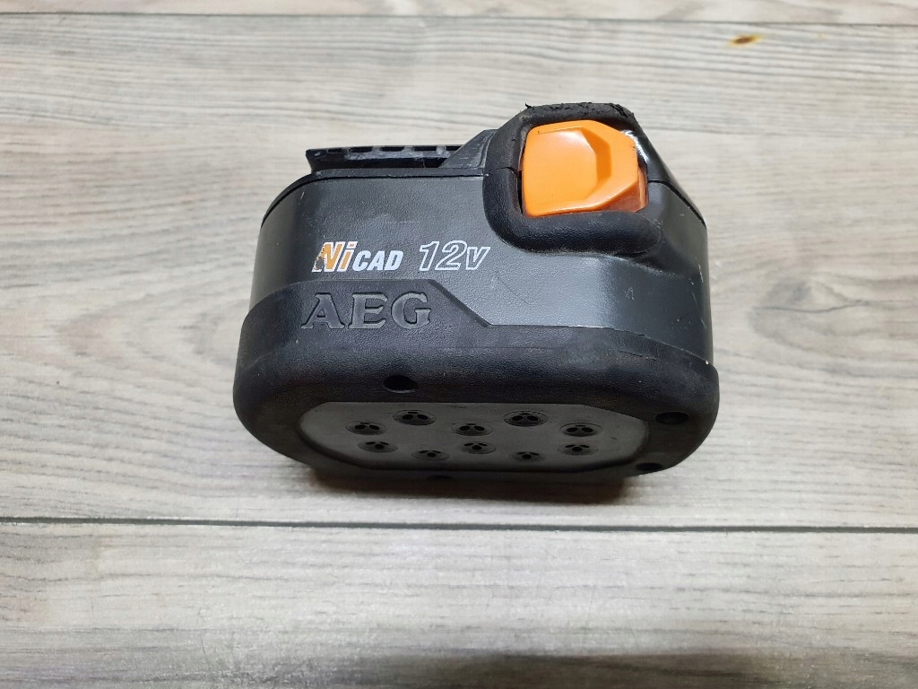 Bateria AEG B 1214G 12V 1.4Ah - 7580517981 - oficjalne archiwum Allegro