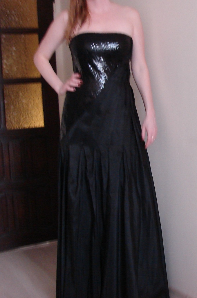 Wieczorowa sukienka w kolorze czarnym, Monnari 38