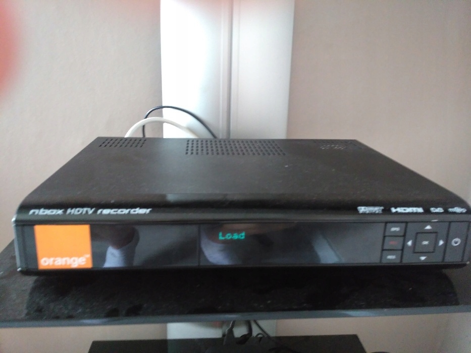 Tuner NBOX Enigma 2 IPTV 250 GB Dysk