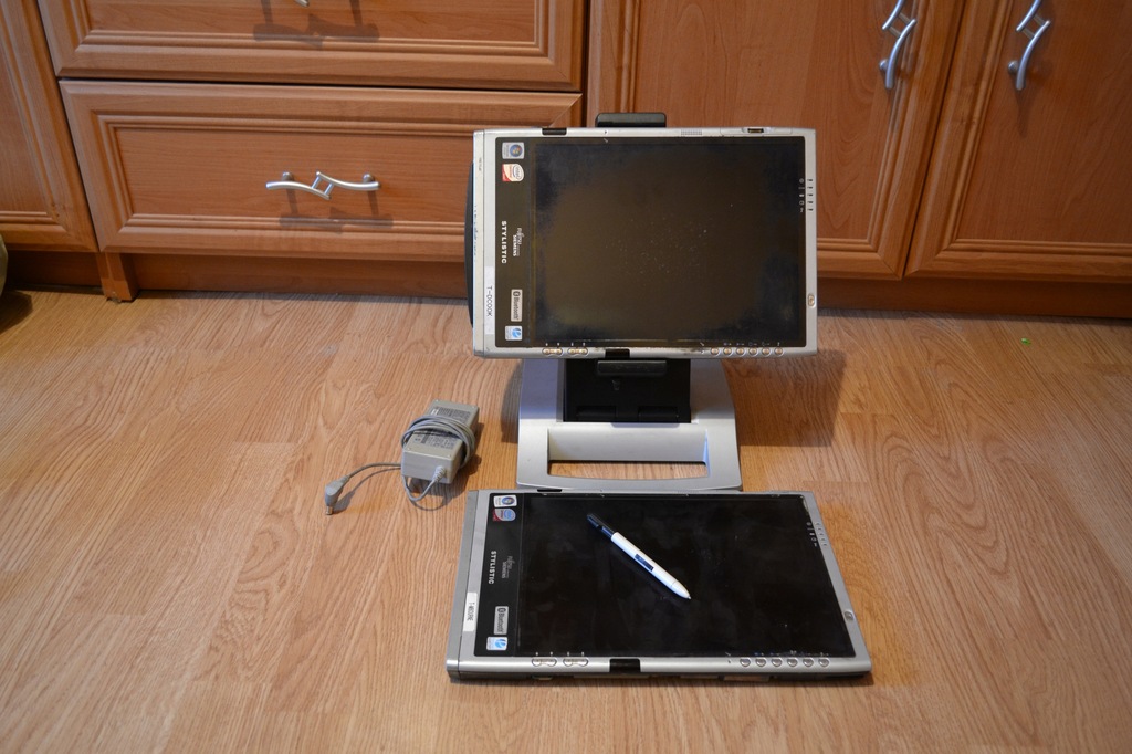 Fujitsu Siemens Stylistic ST5112 mega zestaw