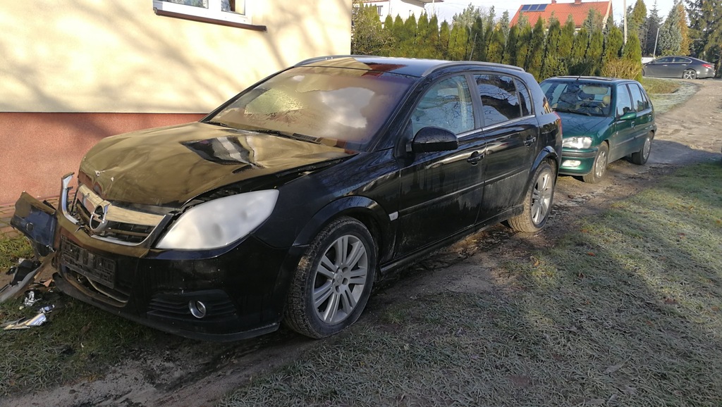 Opel Signum 1.9 Cdti 150 KM Uszkodzony!! 