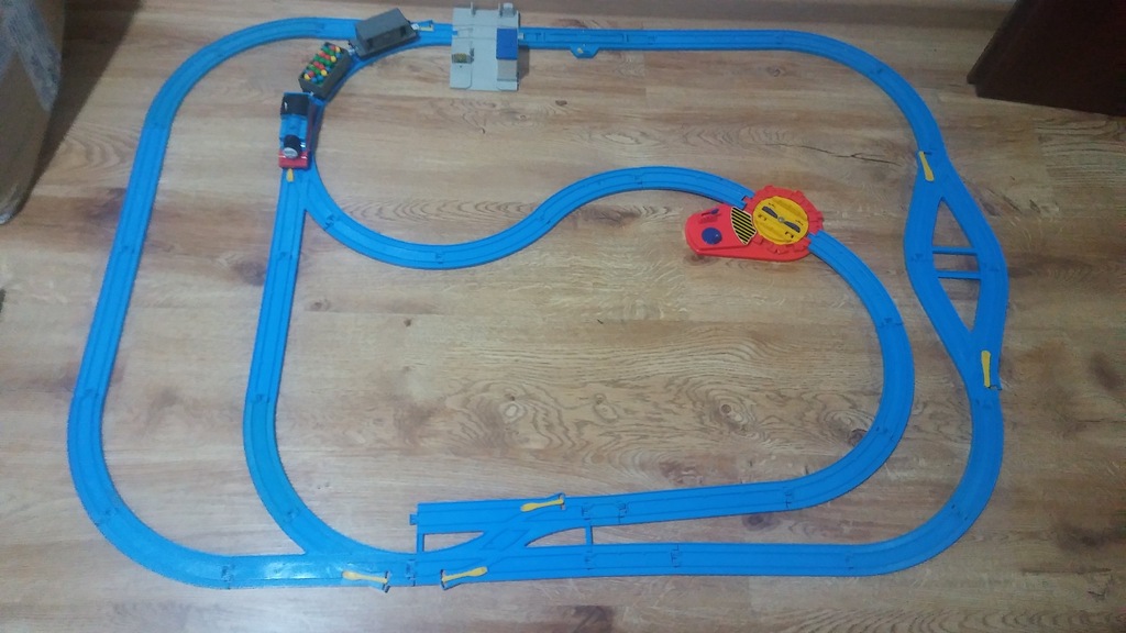 Tomek zestaw pociagi Tomy niebieskie tory