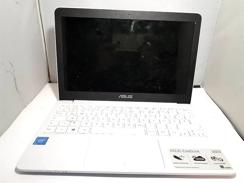 NOTEBOOK ASUS EEEBOOK X205TA