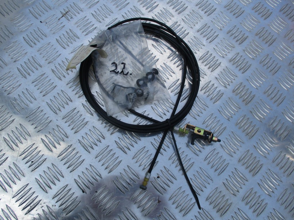 LINKA OTWIERANIA WLEWU KLAPKI MAZDA 3 III 02-06