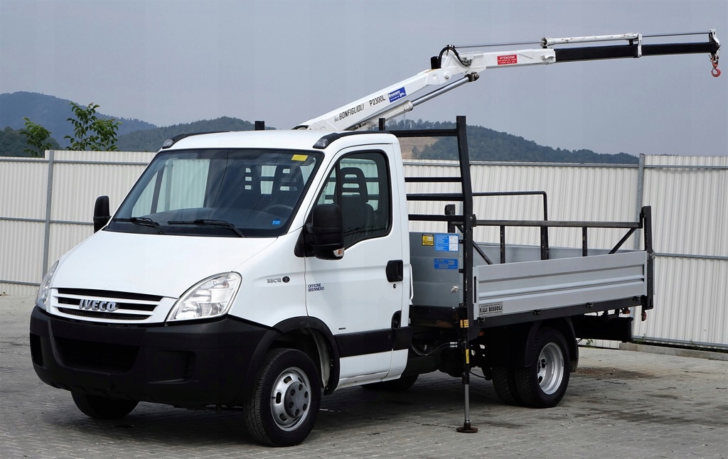 IVECO Daily 35C12 Skrzynia 3,10m + Hds*Stan BDB!