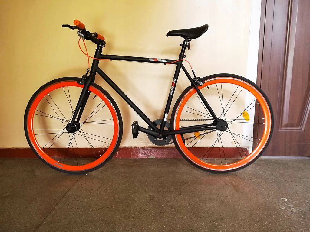 Muddyfox fixie cheap race bike