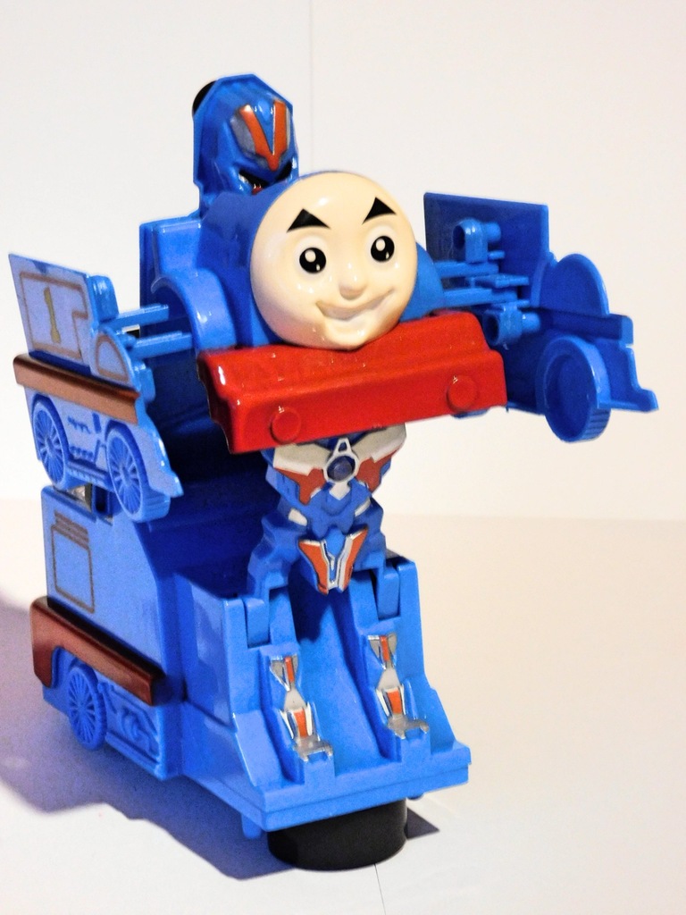 ROBOT TOMEK TRANSFORMERS KOLEJKA LOKOMOTYWA