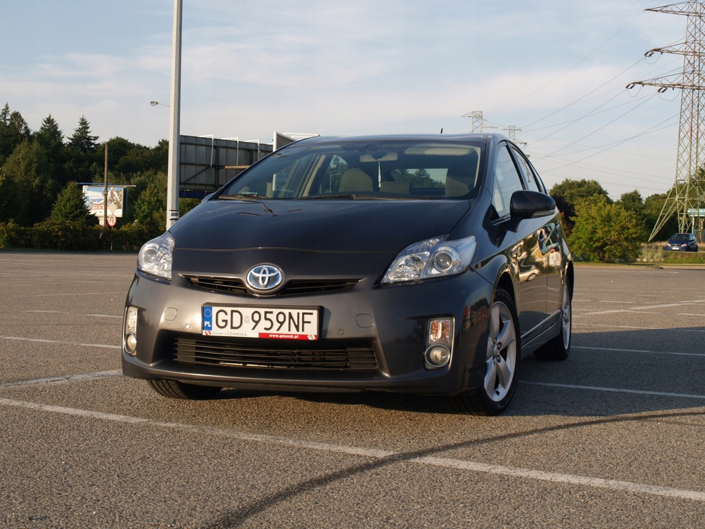 Toyota Prius - 2011 - zadbana, dobrze wyposażona