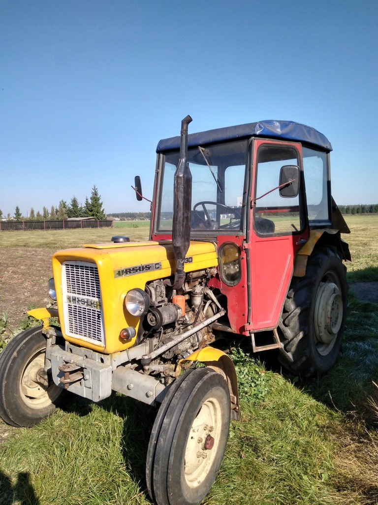 Ciągnik rolniczy URSUS C 330